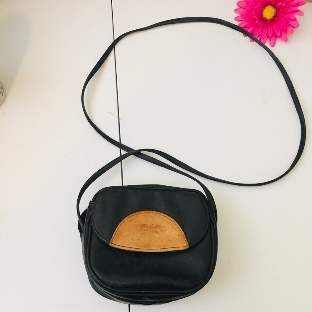 Perry Ellis America Crossbody